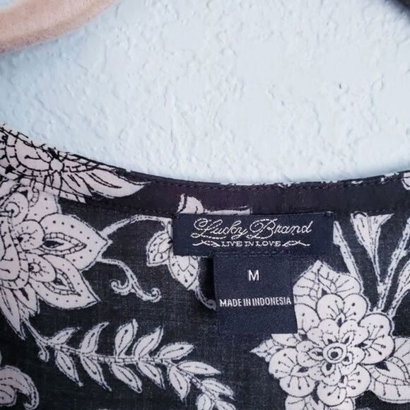 Lucky‎ Brand - Picture 4 of 6